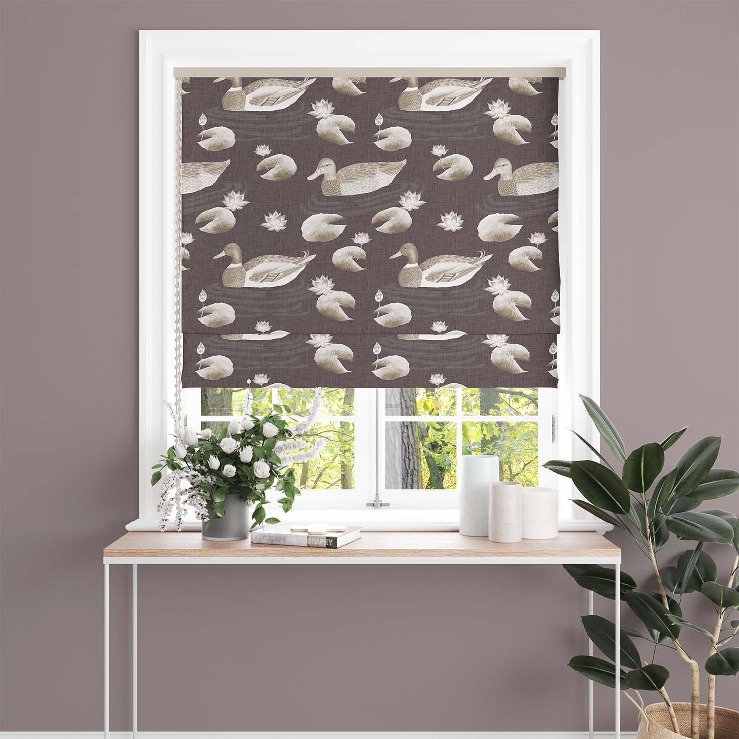 Chinoiserie duck roman blinds